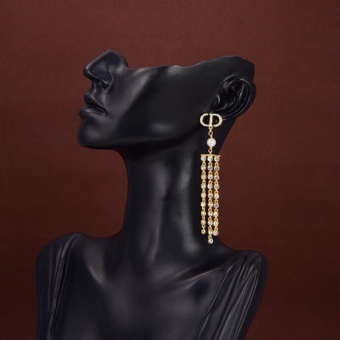 chr1st1an D10r earrings